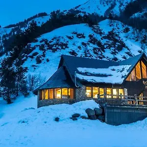 Refugi Del Fornet Hostal